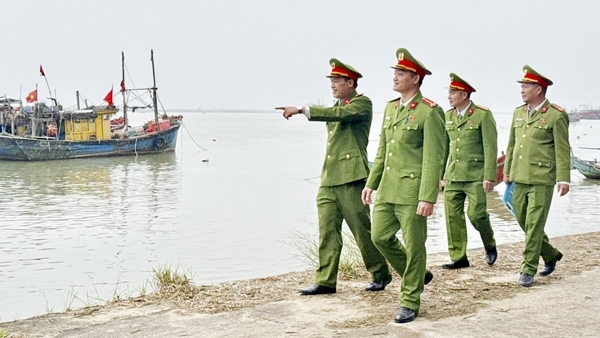 Những người con của biển