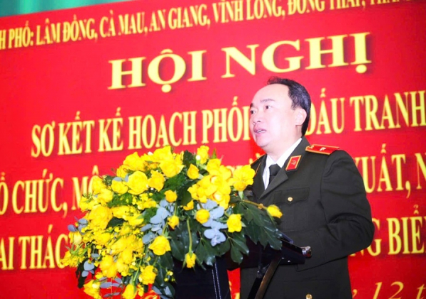 Phối hợp đấu tranh tội phạm tổ chức xuất, nhập cảnh trái phép phục vụ khai thác IUU -0