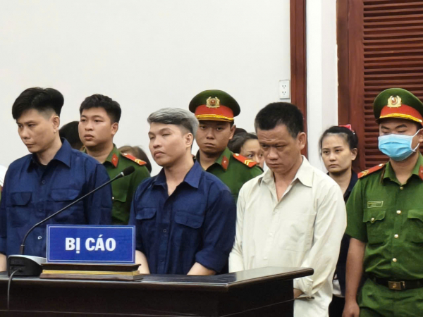 Tử hình kẻ mua bán ma túy cất giữ súng để phòng thân -0