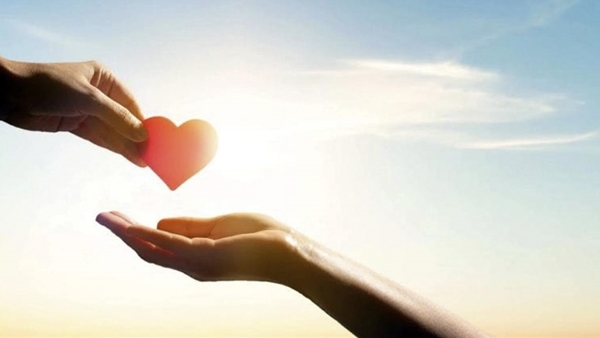 Viết mãi về yêu thương...