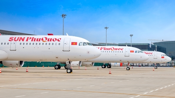 Cục Hàng không Việt Nam trao Giấy chứng nhận phê chuẩn Tổ chức Bảo dưỡng cho Sun PhuQuoc Airways
