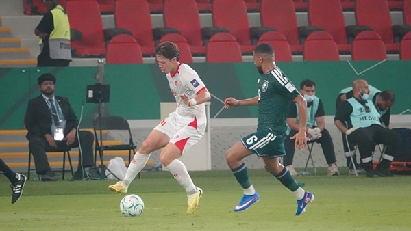 Khởi đầu tốt đẹp của cầu thủ Việt kiều Viktor Lê