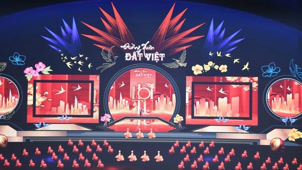 “Đường xuân đất Việt” kết nối Thủ đô với biên giới, hải đảo, Việt Nam với thế giới