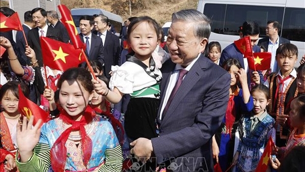 Tổng Bí thư Tô Lâm dự lễ khánh thành trường phổ thông nội trú liên cấp tại Điện Biên