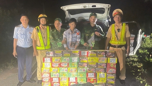 Ngăn chặn hàng lậu dịp cuối năm ở vùng biên giới