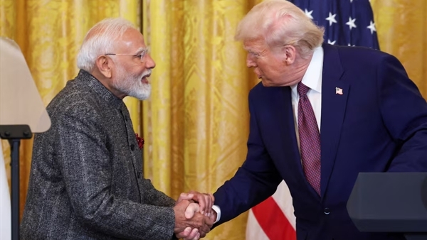 Mỹ giảm thuế sau khi Ấn Độ đồng ý ngừng mua dầu của Nga