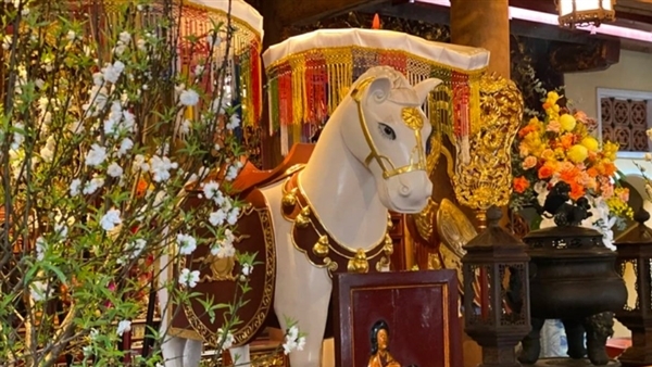 Tản mạn Thần Bạch Mã