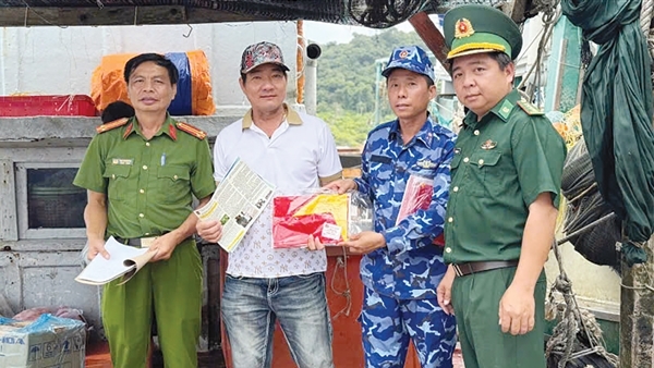 Xuân về trên đảo tiền tiêu  phía Tây Nam Tổ quốc