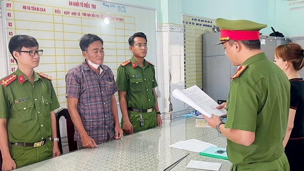 Lừa đảo chiếm đoạt tiền tỷ bằng chiêu “đáo hạn ngân hàng”