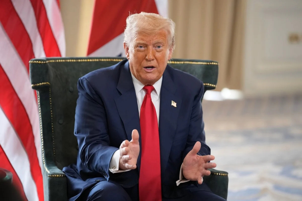 Tổng thống Trump cân nhắc điều thêm tàu sân bay tới Trung Đông, phát cảnh báo tới -0