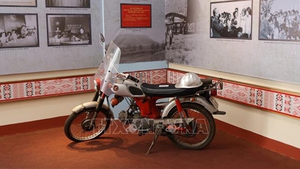 Triển lãm “Bao cấp - Một thời để nhớ” với hơn 220 hình ảnh, tài liệu, hiện vật