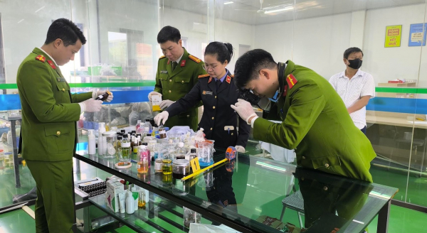 Sản xuất thực dưỡng Fucoidan giả để… hỗ trợ bệnh nhân ung thư &nbsp; -0