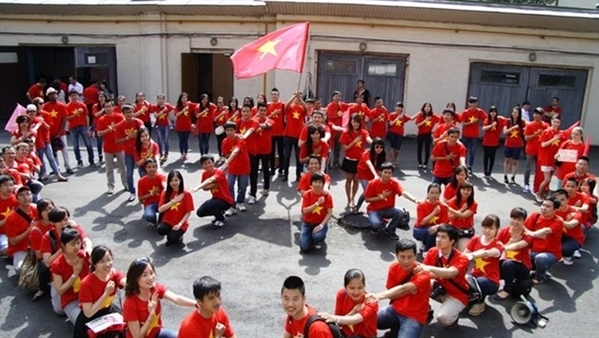 Đến nơi đâu có tiếng gọi của đồng bào!