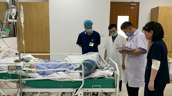 Ba ngày nghỉ Tết, số người phải nhập viện do tai nạn giao thông và pháo nổ tăng