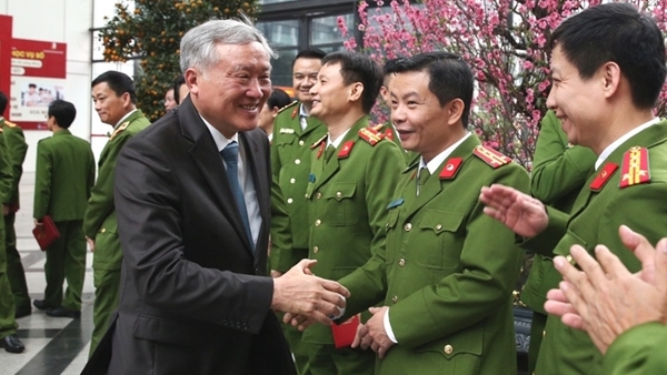 Cục CSĐT tội phạm về tham nhũng, kinh tế, buôn lậu phát huy truyền thống của đơn vị Anh hùng