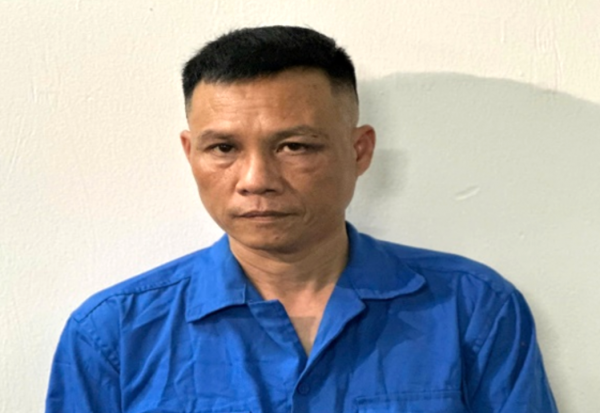 Bị đòi chia tay, nam thanh niên mang dao đâm bạn gái trọng thương -0