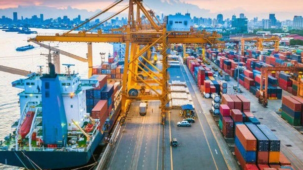 "Nghẽn cổ chai" tại các eo biển chiến lược, cước vận tải có nguy cơ tăng mạnh