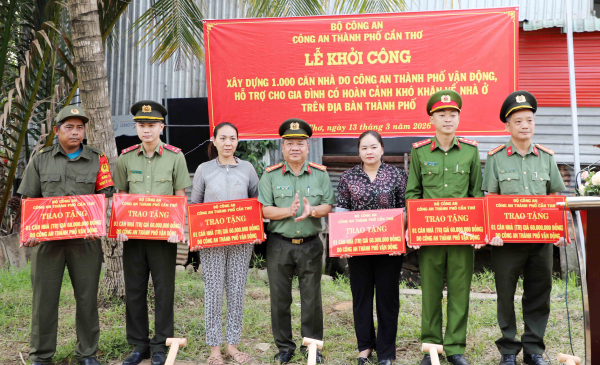Công an TP Cần Thơ khởi công xây dựng 1.000 căn nhà tình nghĩa -0