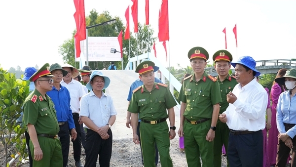 Trường Cao đẳng CSND II xây dựng cầu giao thông nông thôn giúp người dân khó khăn