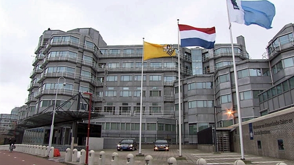 Tài khoản Signal và WhatsApp của quan chức nhiều nước bị tấn công