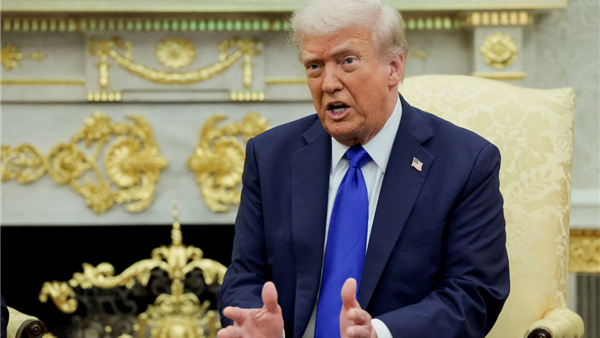 Mỹ tuyên bố “không cần giúp đỡ” để mở lại eo biển Hormuz