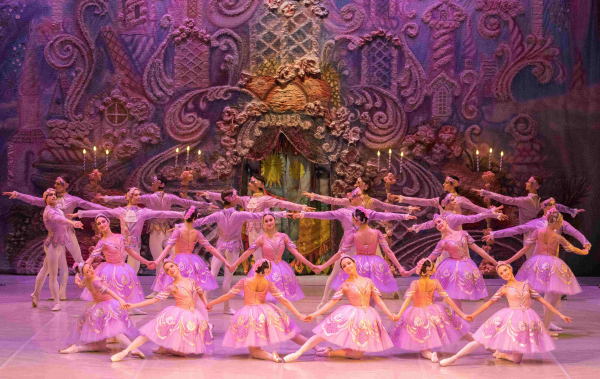 Biểu diễn 2 tuyệt phẩm ballet của Nga tại Nhà hát Hồ Gươm -0