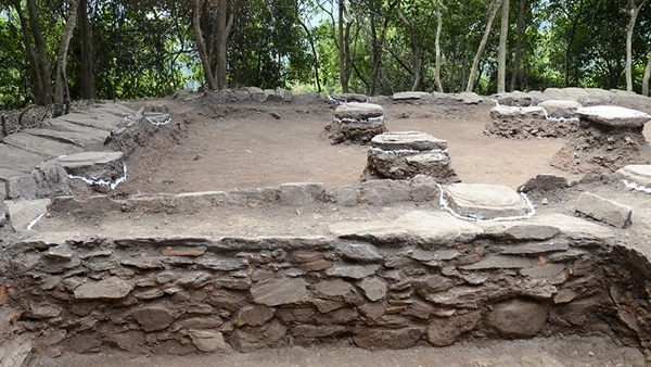 Kho tàng cổ trên danh sơn Huyền Đinh