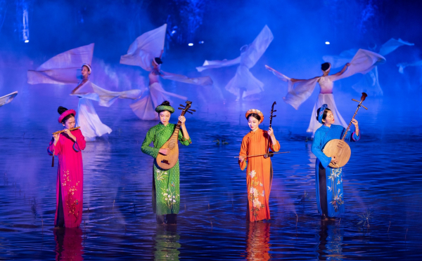 Show “đẳng cấp” - trông người lại ngẫm đến ta… -0
