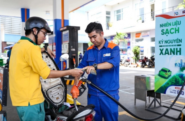 Khủng hoảng xăng dầu toàn cầu và cách các quốc gia ứng phó -0