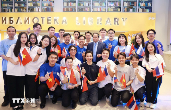 Thủ tướng Phạm Minh Chính thăm đại học hàng đầu của Liên bang Nga -0