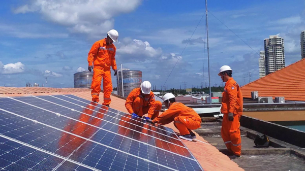 Bài 2: Điểm sáng trong tiết kiệm năng lượng, chuyển đổi xanh -0