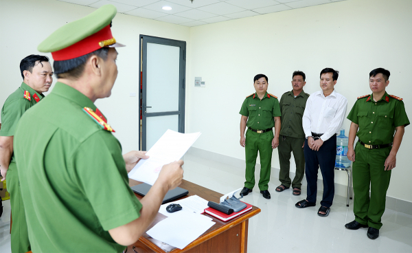Khởi tố nhóm đối tượng mua bán trái phép hoá đơn, chứng từ ở An Giang -0