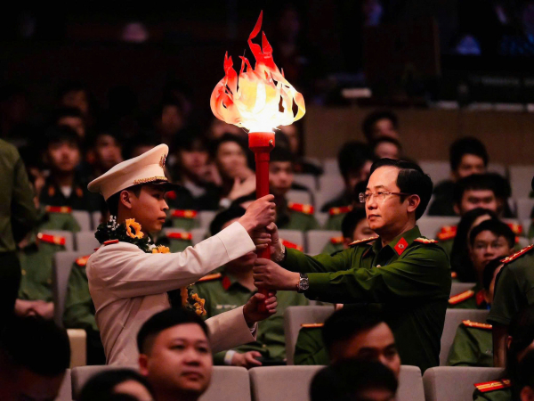 Trung sĩ Nguyễn Văn Tài - Dấu ấn quả cảm giữa dòng lũ dữ -0