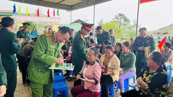 Công an xã Na Ngoi: Điểm tựa bình yên của nhân dân