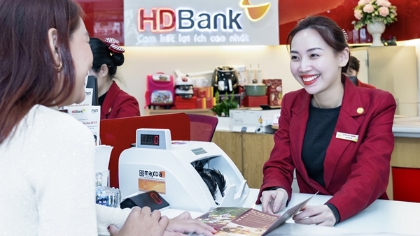 Lãi suất tăng: Người gửi mừng, người vay lo lắng