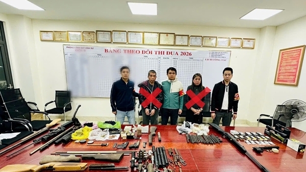 Triệt phá đường dây chế tạo, buôn bán vũ khí quân dụng quy mô lớn