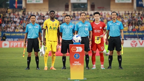 Thể Công - Viettel đề xuất mời trọng tài ngoại cho loạt trận then chốt