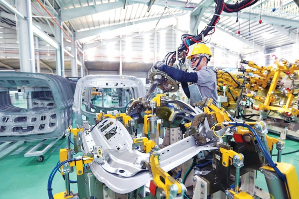 Quyết liệt thực hiện chính sách tài khóa hỗ trợ tăng trưởng 2 con số -0