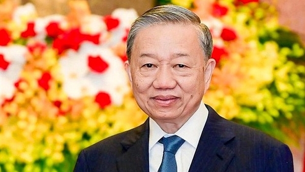 Đảm nhiệm đồng thời hai chức danh – một bước đi tất yếu