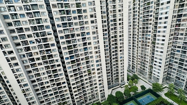 Thanh khoản lao dốc, người mua nhà cân nhắc “xuống tiền”