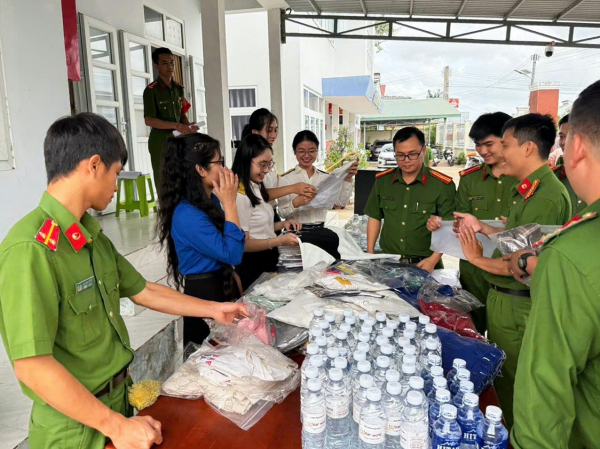 Kỳ 2: Những “kiến trúc sư” của… bình yên -0
