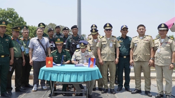 Đồng Tháp: Tiếp nhận 226 công dân từ Vương quốc Campuchia trở về nước