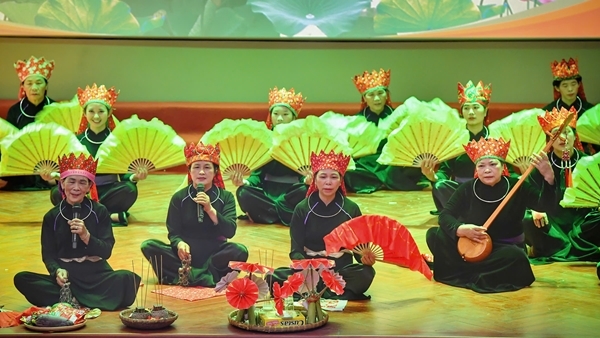 Tìm giải pháp để văn hoá truyền thống tạo ra giá trị, nuôi được cộng đồng