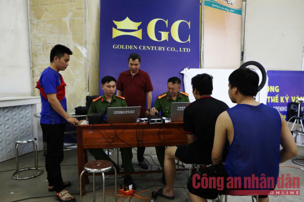 346 đối tượng Việt Nam sang Campuchia làm việc cho tổ chức tội phạm như thế nào? -0