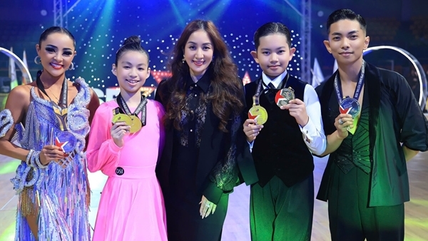 DanceSport CAND thắng lớn tại Manila, khẳng định vị thế khu vực và vươn tầm quốc tế