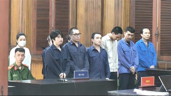 Xét xử đường dây mua bán, vận chuyển 143,5 kg ma túy xuyên quốc gia
