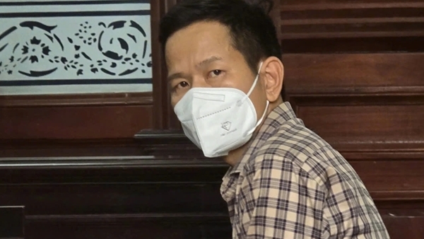 Làm lộ công văn phục vụ điều tra, cựu giám đốc ngân hàng lãnh án