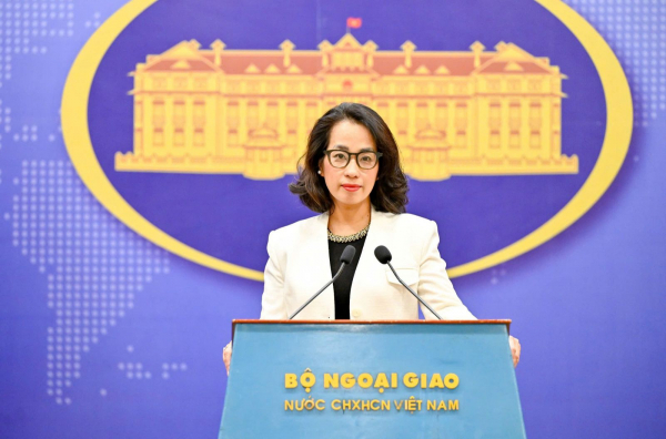Việt Nam duy trì trao đổi với Iran về tàu hàng tại Hormuz, chủ động nguồn cung -0