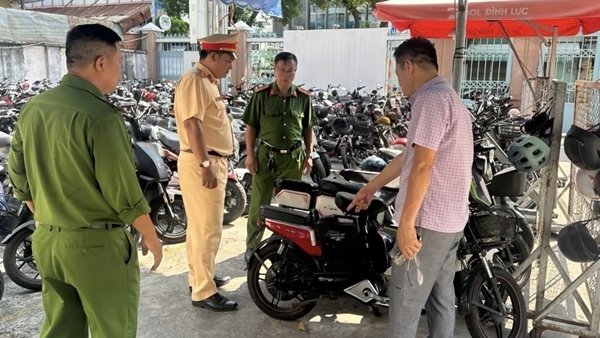 Phụ huynh cần giao đúng loại phương tiện để học sinh an toàn khi lưu thông trên đường phố