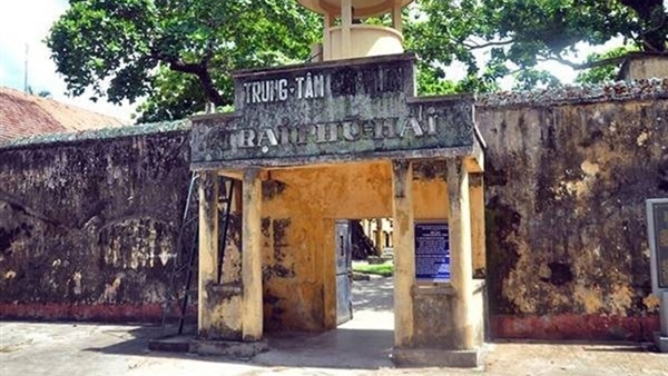 Nghe đài, làm báo trong “địa ngục” Côn Đảo